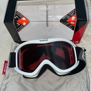 Ski goggles 🥽 ❄️